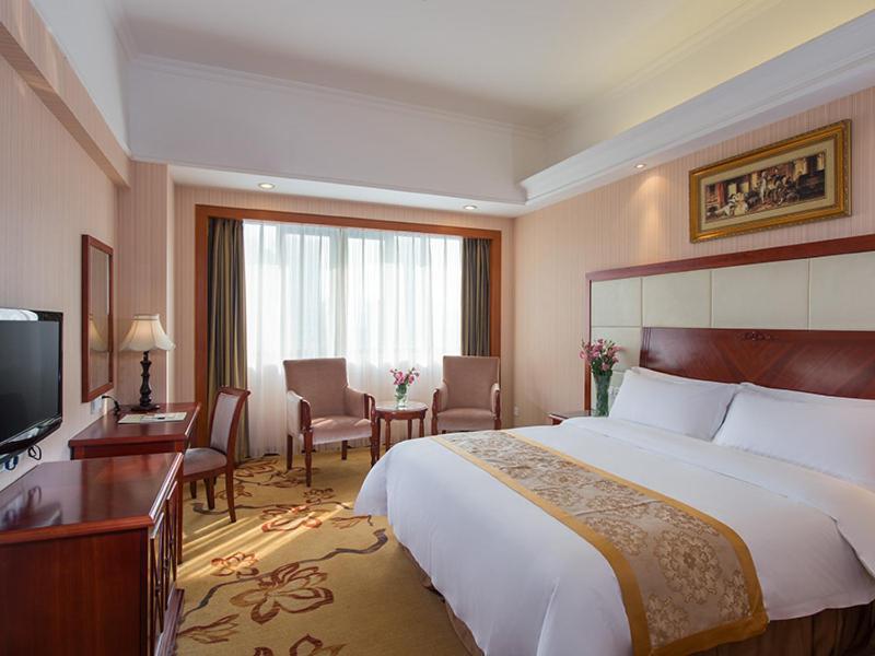 เวียนนา โฮเต็ล โฟชาน หนานไห่ อะเวนิว บรานช์ Hotel ฝอซาน ภายนอก รูปภาพ