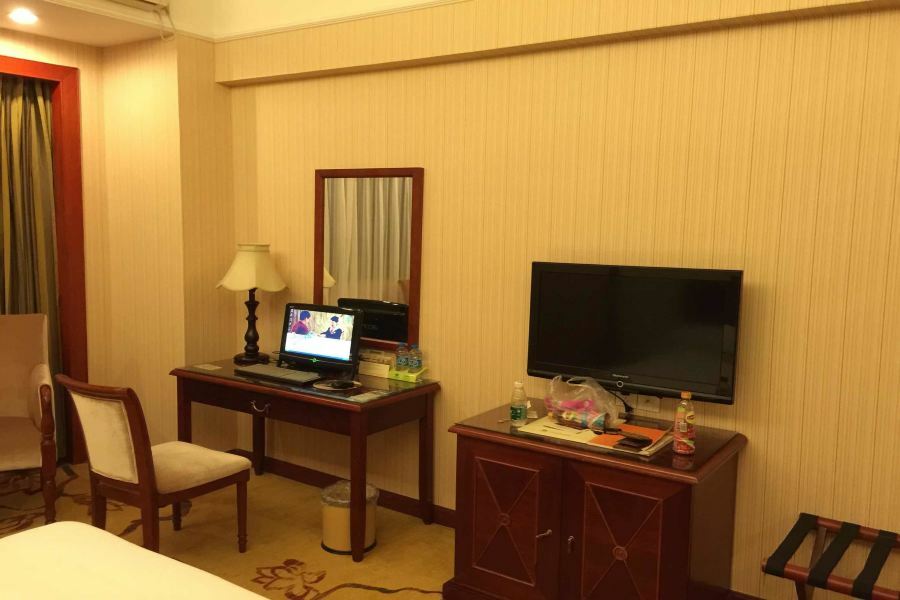 เวียนนา โฮเต็ล โฟชาน หนานไห่ อะเวนิว บรานช์ Hotel ฝอซาน ภายนอก รูปภาพ